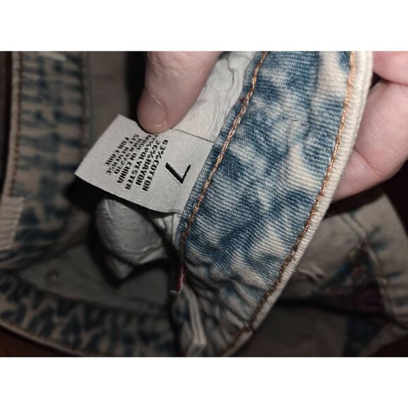 Almost Famous Patchwork Flare Jeans - Picture 3 of 6